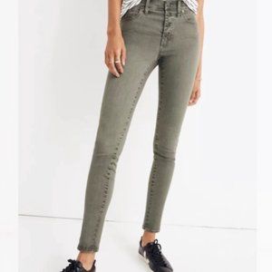 Madewell 9" High Rise Skinny Jeans in Highland Green with Button-Front